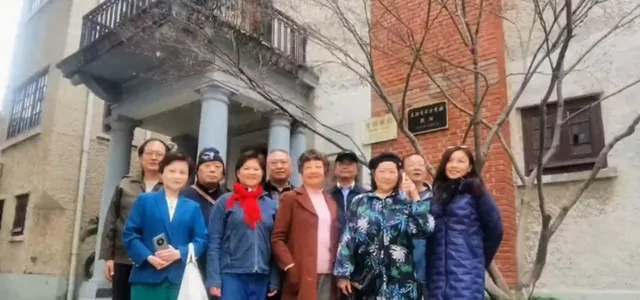 上海电影译制片厂成立67周年影迷赴永嘉路383号旧址致敬 | 细节速览
